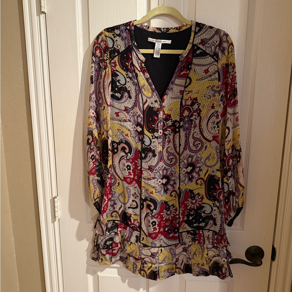 Diane Von Furstenberg Red and Yellow Ruffled 3/4 Sleeve Blouse